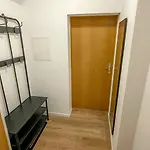 Apartament In Bei Leuna Mit Wlan & Terrasse
