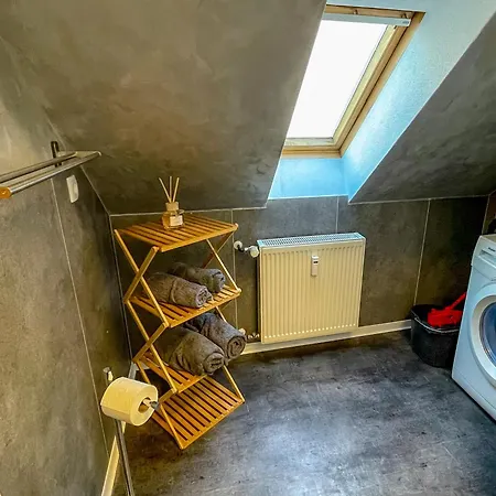 Διαμέρισμα In Bei Leuna Mit Wlan & Terrasse