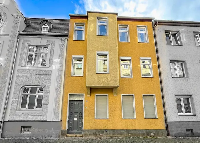 In Bei Leuna Mit Wlan & Terrasse * Weißenfels