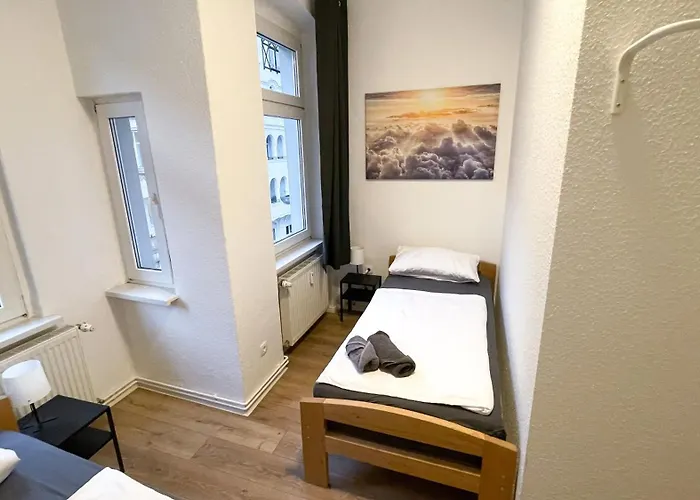 In Bei Leuna Mit Wlan & Terrasse * Weißenfels